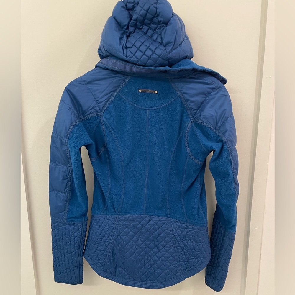 Lululemon Blue Running Jacket - image 3